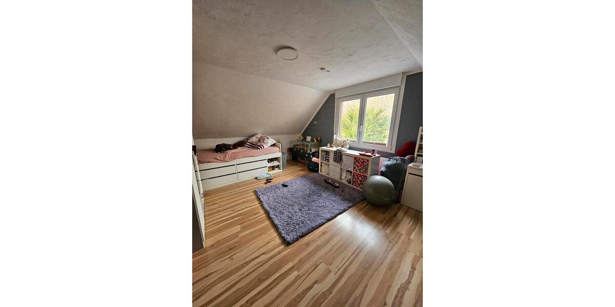 Einfamilienhaus Bergheim - 7 Zimmer, 174 m&sup2;, 699.000&euro; | Angebot:27301286
