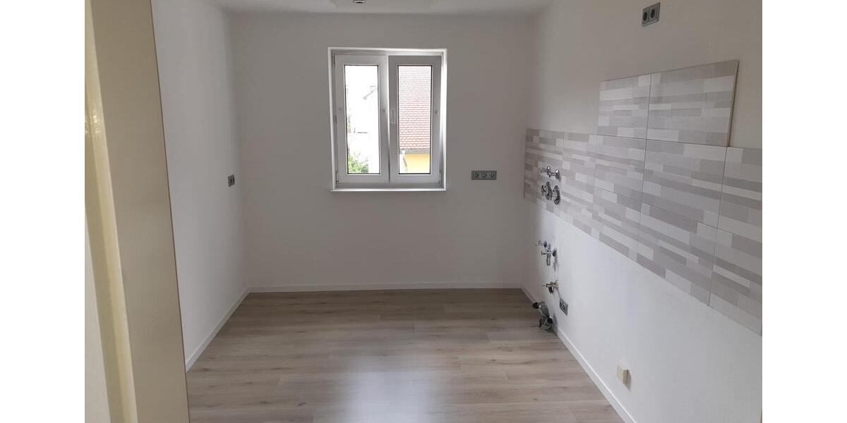 Etagenwohnung Köln Nippes - 3 Zimmer, 98 m&sup2;, 349.000&euro; | Angebot:26945416