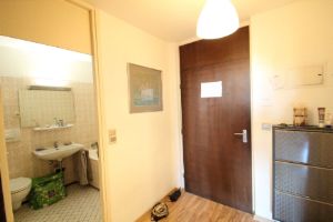Wohnung mit Charakter 2 Zimmer Wohnung im 70er Jahre Look mit Balkon in Muffendorf