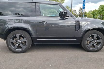 Land Rover Defender 36.000 km 75.000 &euro; Troisdorf 53842