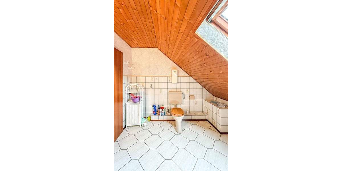 Doppelhaushälfte Rösrath Hoffnungsthal - 5 Zimmer, 158 m&sup2;, 370.000&euro; | Angebot:25781109