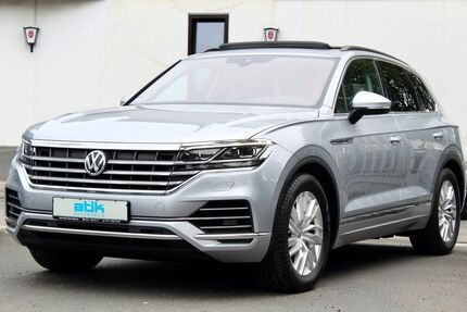 VW Touareg 142.000 km 34.900 € Köln 51107