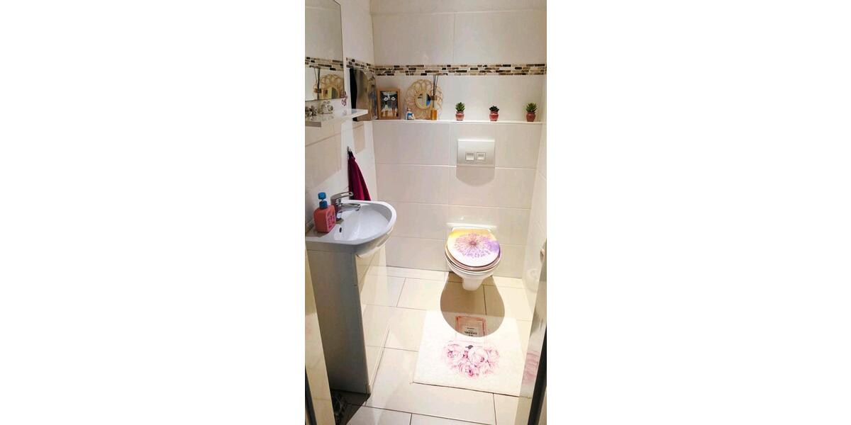 Dachgeschoßwohnung Odenthal - 4 Zimmer, 110 m&sup2;, 1.250&euro; | Angebot:25444008