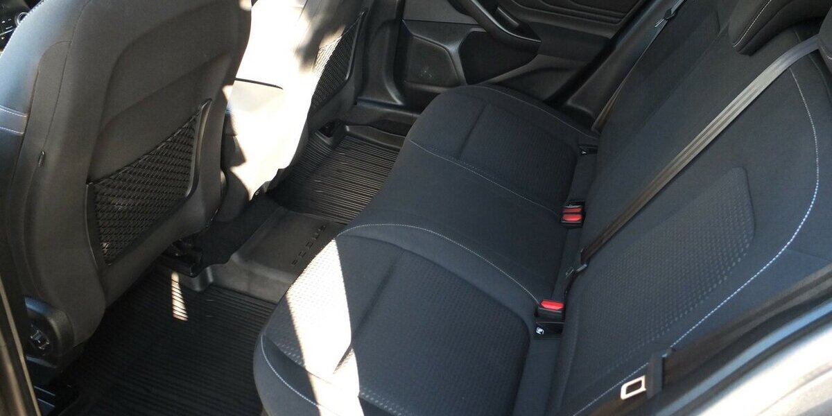 Ford Focus NAVI BLUETOOTH SHZ PARCTRONIC 1 HAND 124.895 km 11.500 &euro; Köln 50858