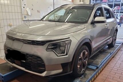 Kia Niro 33.319 km 24.000 &euro; Hennef 53773