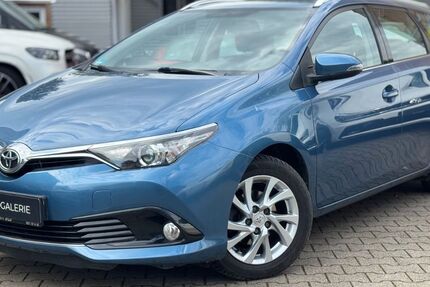 Toyota Auris 113.000 km 11.100 &euro; Köln 51109