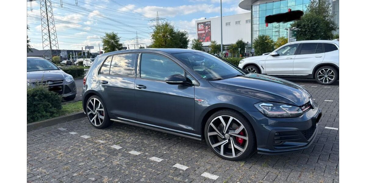 VW Golf 83.000 km 22.470 &euro; Frechen 50226