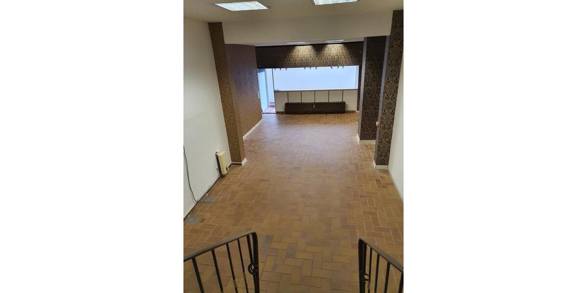 KERPEN LADENLOKAL oder LAGER 55 qm mit HEIZUNG BACHSTR.163 zimmer