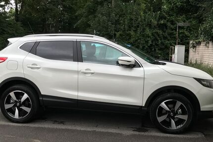 Nissan Qashqai 87.900 km 10.650 &euro; Leverkusen 51379