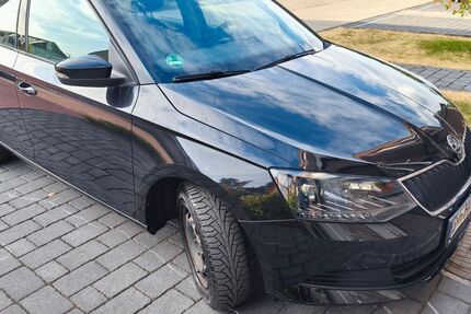 Skoda Fabia 84.479 km 7.499 &euro; Langenfeld 40764