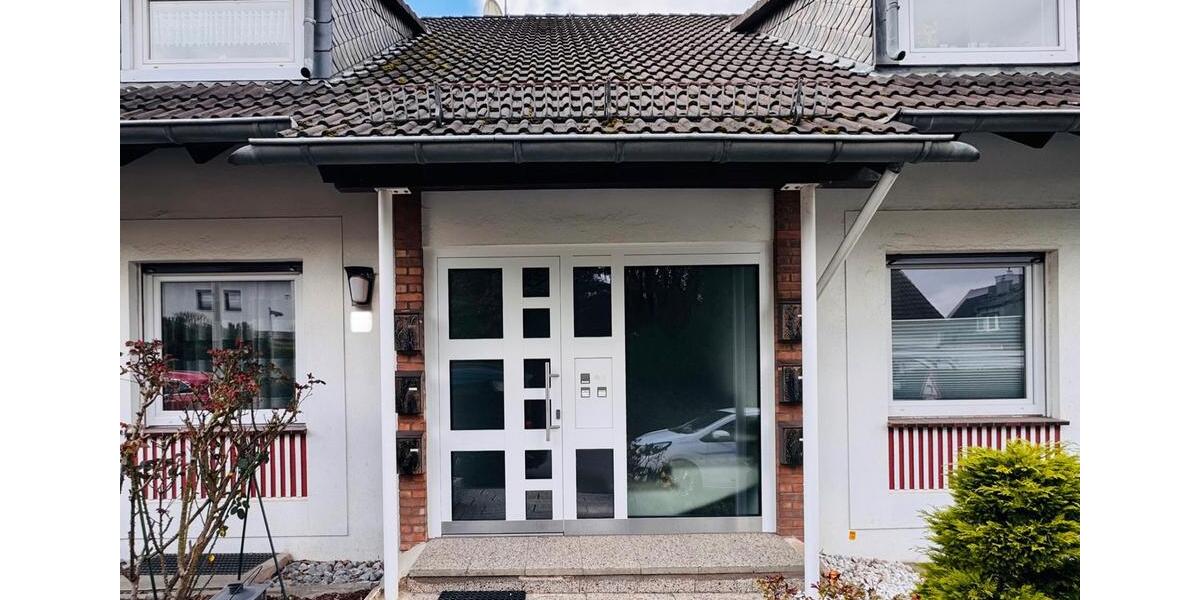 Etagenwohnung Solingen Mitte - 3 Zimmer, 83 m&sup2;, 247.000&euro; | Angebot:26063733