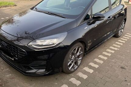 Ford Fiesta 19.000 km 19.300 &euro; Köln 50733