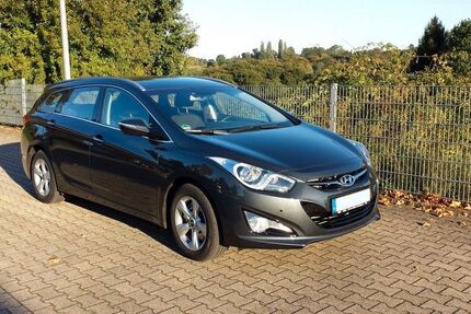 Hyundai i40 63.058 km 12.700 &euro; Solingen 42657