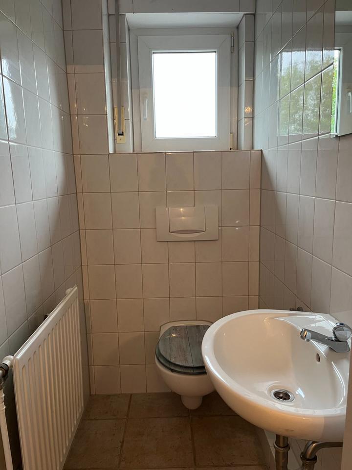 **Renoviertes, großzügiges Reihenmittelhaus in Leverkusen Kursiefen**