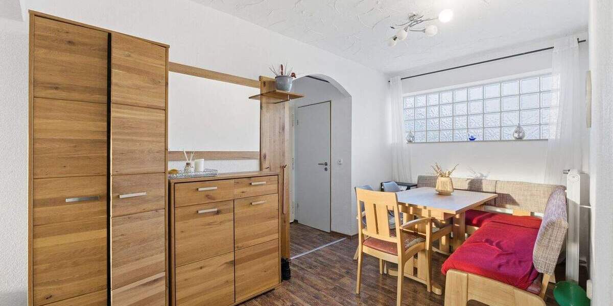 Etagenwohnung Bergheim Zieverich - 4 Zimmer, 91 m&sup2;, 129.000&euro; | Angebot:24635407