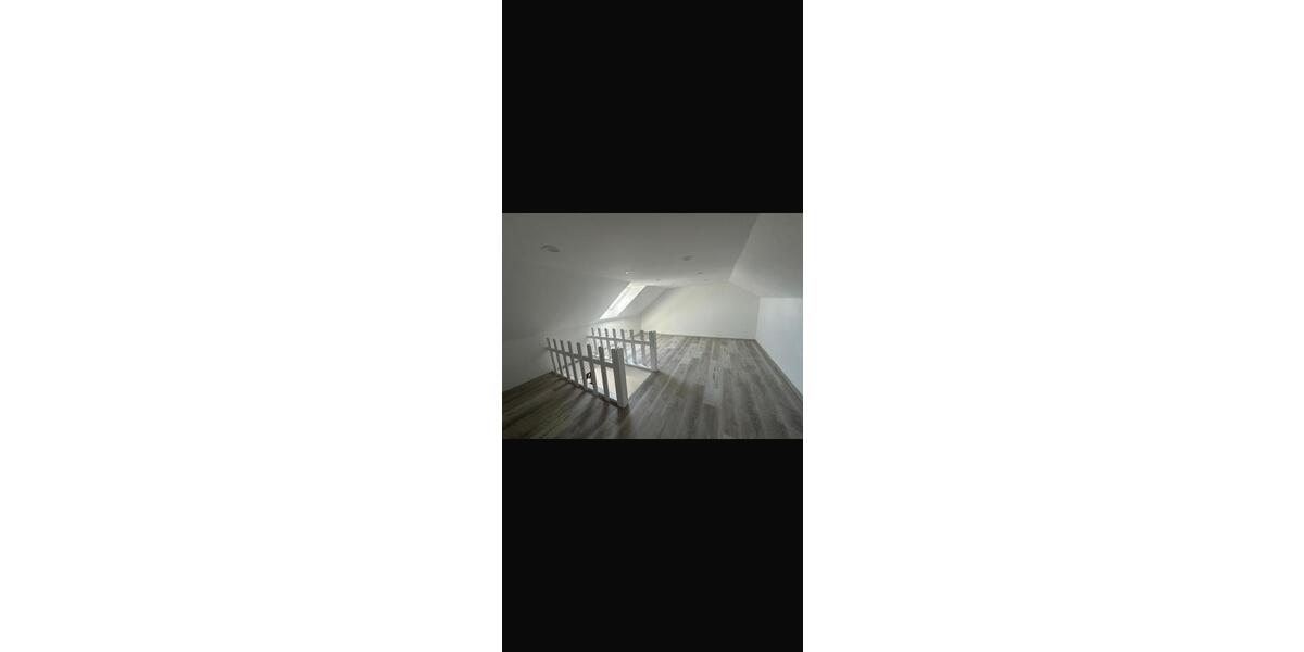 Maisonettenwohnung Köln Chorweiler - 3 Zimmer, 80 m&sup2;, 1.300&euro; | Angebot:26327037