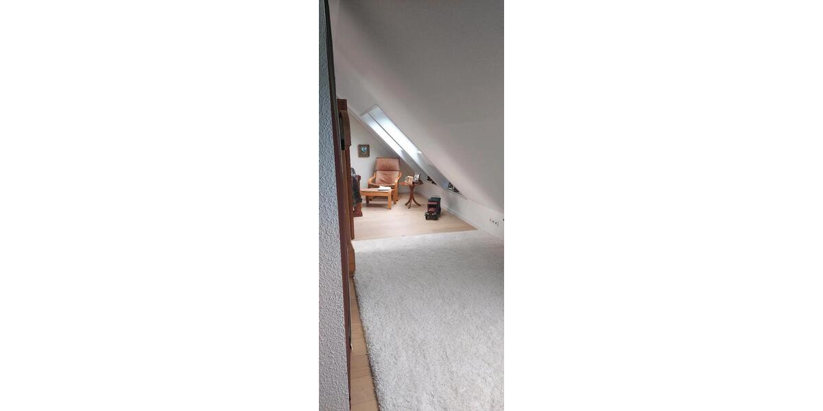 Dachgeschoßwohnung Odenthal - 3 Zimmer, 78 m&sup2;, 239.000&euro; | Angebot:26940144