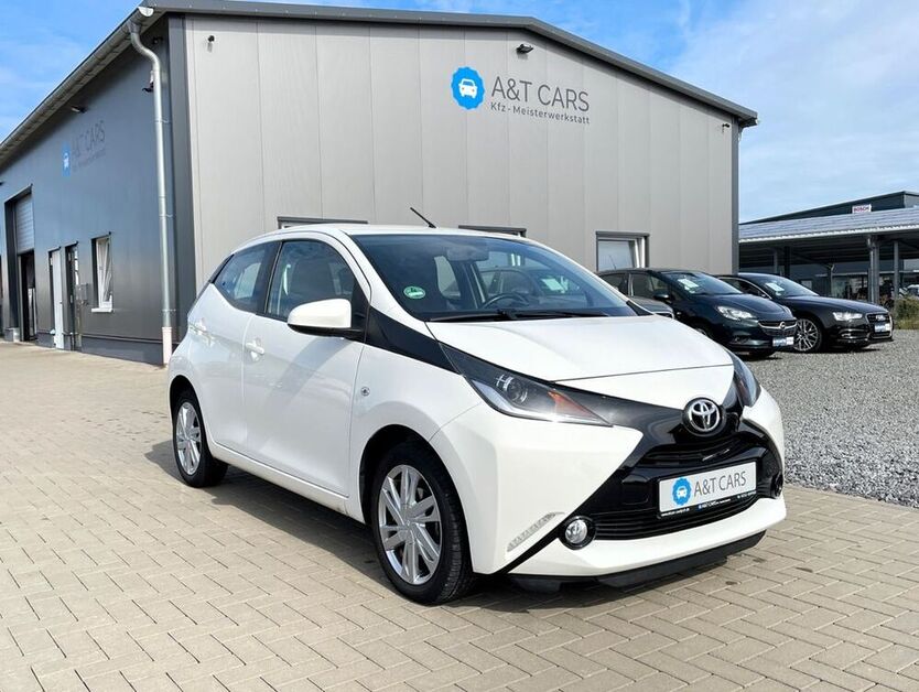 Aygo (X)