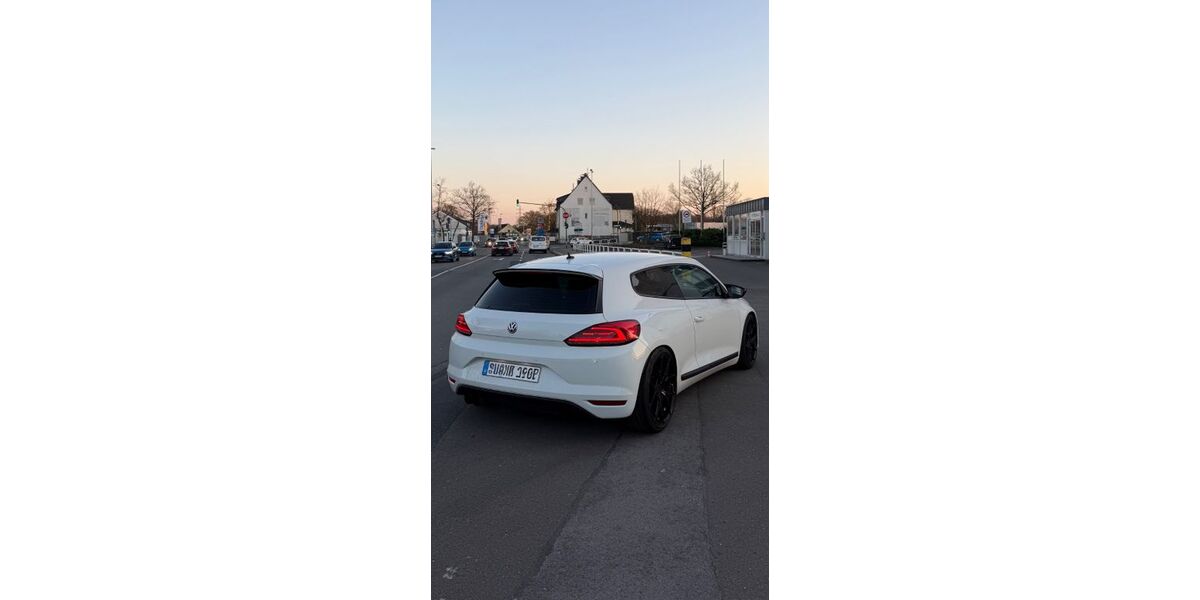 VW Scirocco 205.000 km 7.400 &euro; Sankt Augustin 53757