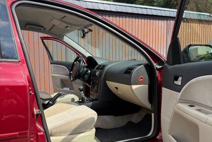 Ford Mondeo 215.000 km 2.500 &euro; Köln 50667