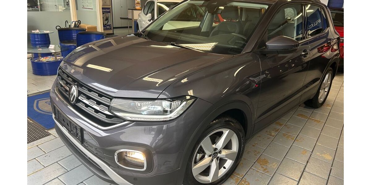 VW T-Cross 27.800 km 20.900 &euro; Leverkusen 51379