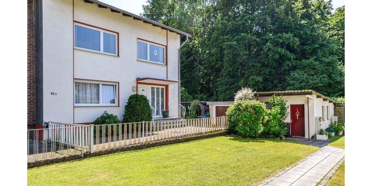 Mehrfamilienhaus, Wohnhaus Leverkusen Lützenkirchen - 6 Zimmer, 146 m&sup2;, 550.000&euro; | Angebot:23986761