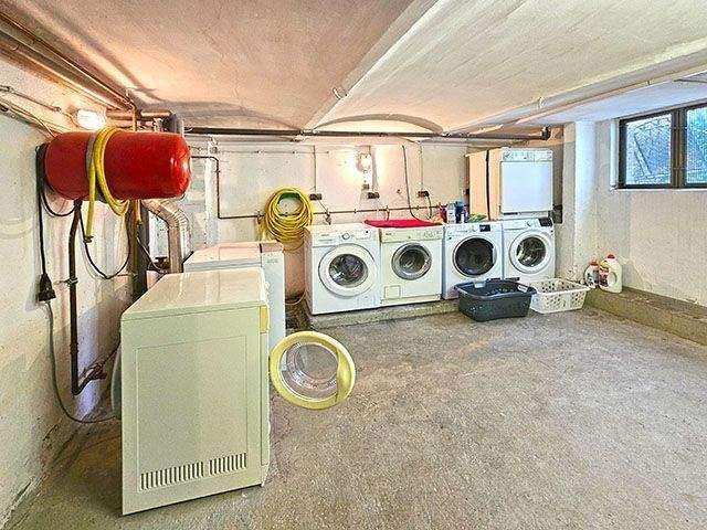 Modernisiertes Mehrfamilienhaus in einer bevorzugten Wohnlage von Solingen. 1 zimmer