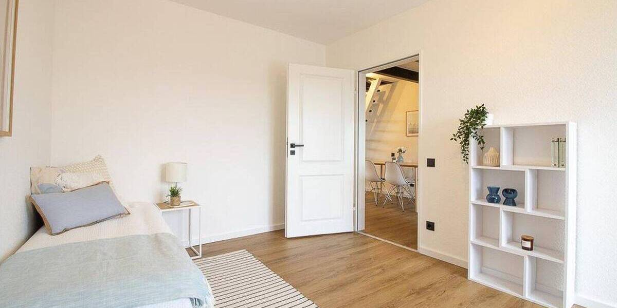 Etagenwohnung Bonn Endenich - 3 Zimmer, 76 m&sup2;, 329.000&euro; | Angebot:26271325