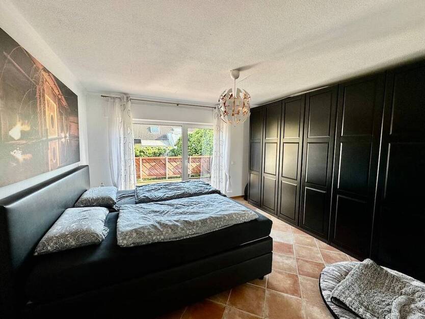 Sanierter Bungalow mit EinliegerWohnung in beliebter Wohnlage