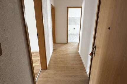 Wohnung Brühl Schwadorf - 3 Zimmer, 80 m&sup2;, 880&euro; | Angebot:25436653