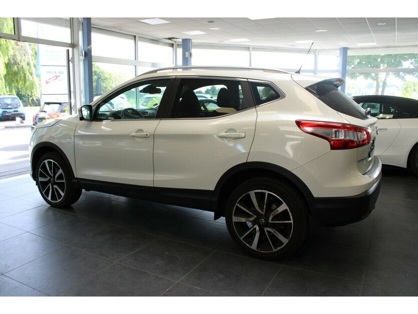 Nissan Qashqai 1.6 DIG-T 360° 4x2 109.771 km 13.980 € Euskirchen 53881