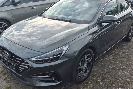 Hyundai i30 13.000 km 17.800 &euro; Wesseling 50389