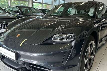 Porsche Taycan 11.900 km 89.900 &euro; Köln 50827