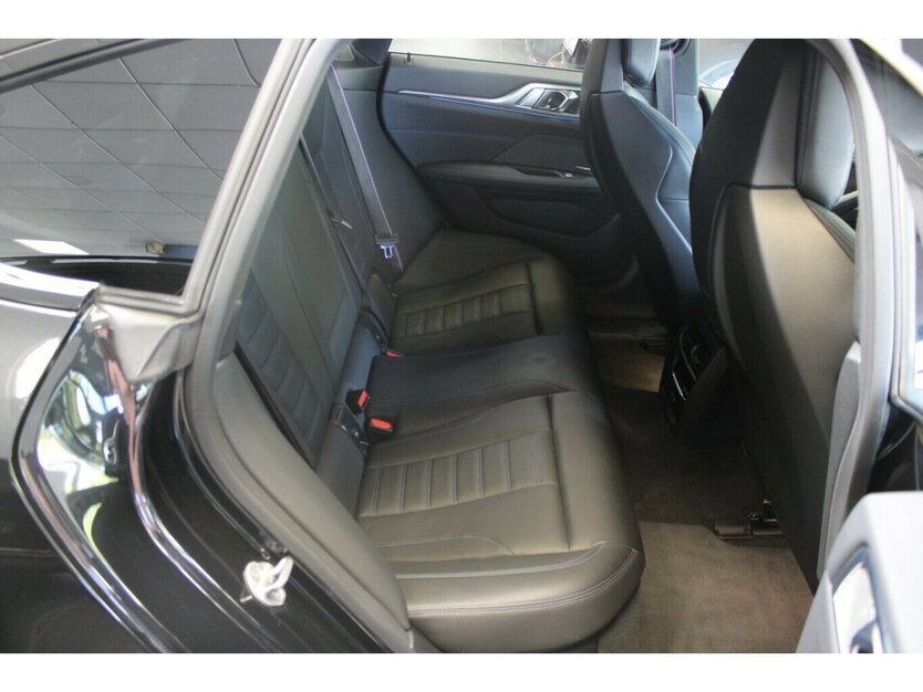 BMW i4 M50 Gran Coupe 58.470 km 44.980 € Euskirchen 53881