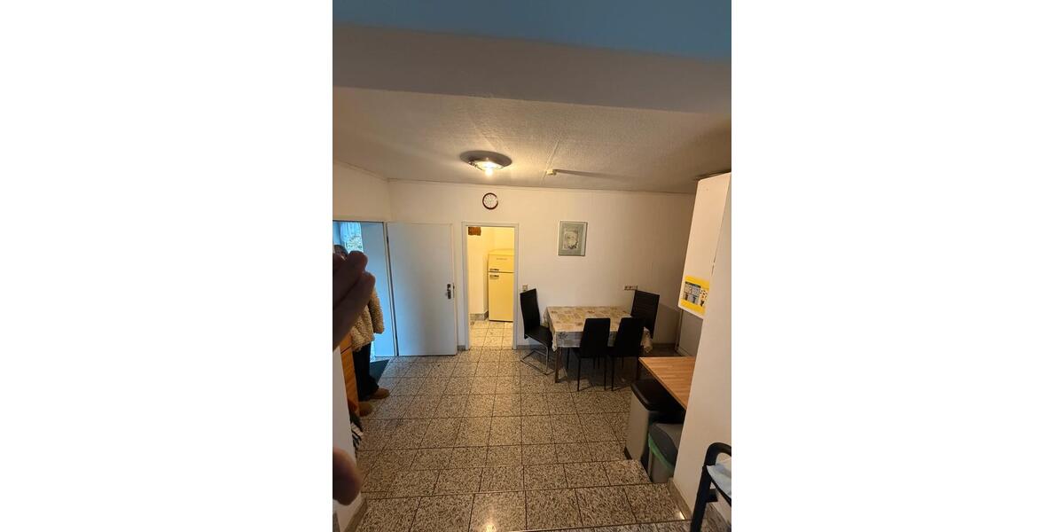 Etagenwohnung Hürth - 2 Zimmer, 65 m&sup2;, 2.350&euro; | Angebot:26615072