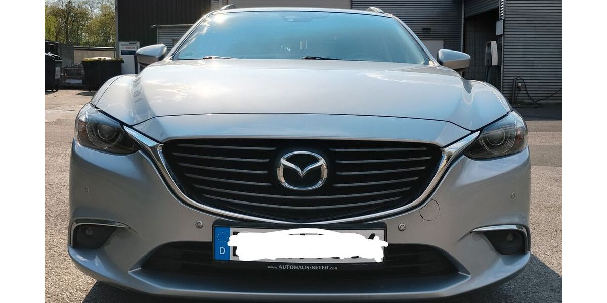 Mazda 6 180.000 km 8.900 &euro; Köln 51105
