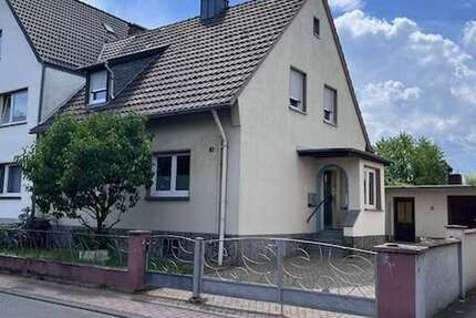 Haus zum Mieten in Niederkassel 1.699 € 123 m²