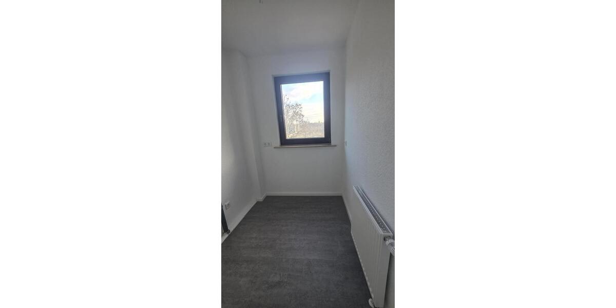 Vollständig renovierte 2-Zimmer-Wohnung in Leverkusen 2 zimmer