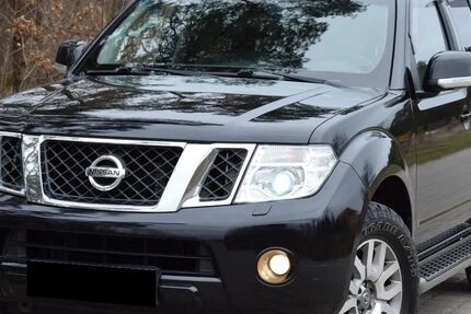 Nissan Pathfinder 198.000 km 13.000 &euro; Troisdorf 53840