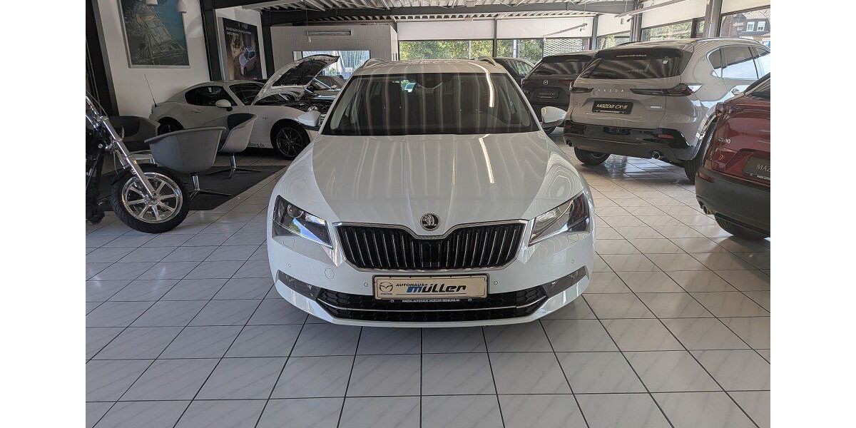 Skoda Superb 141.792 km 14.950 &euro; Bedburg 50181