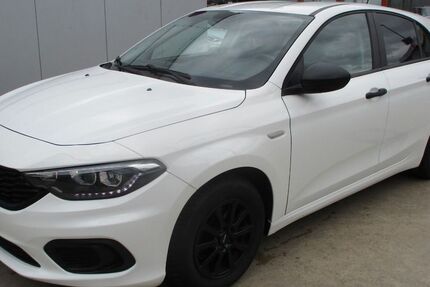 Fiat Tipo 89.026 km 8.570 &euro; Köln 51105