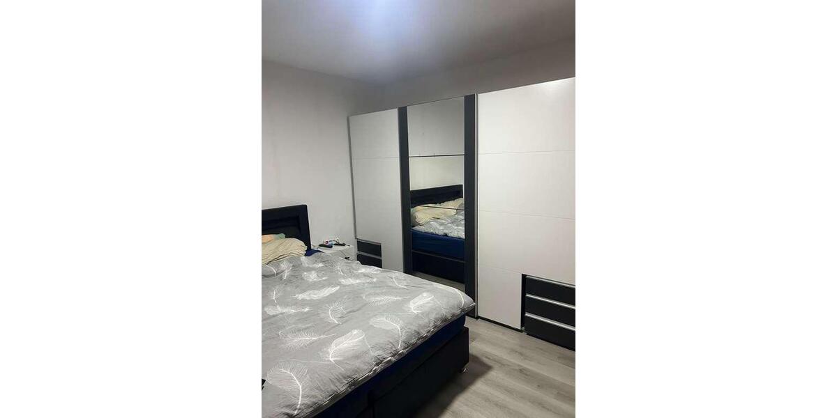 Etagenwohnung Wermelskirchen - 3 Zimmer, 79 m&sup2;, 210.000&euro; | Angebot:26679309