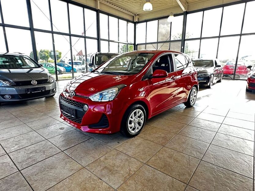 i10