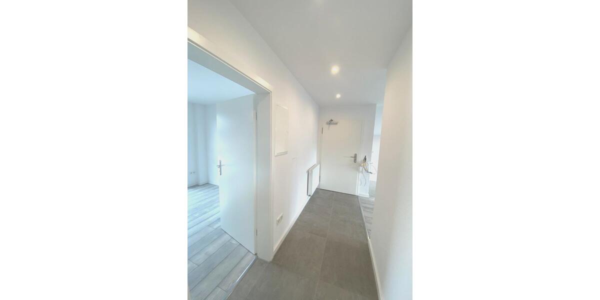 Dachgeschoßwohnung Bonn Gielgen - 2 Zimmer, 62 m&sup2;, 770&euro; | Angebot:25655179