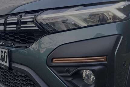 Dacia Sandero 33.400 km 15.800 &euro; Köln 50259