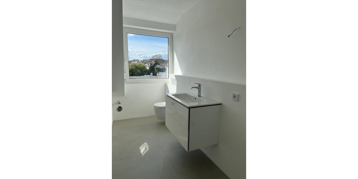 Dachgeschoßwohnung Frechen - 2 Zimmer, 72 m&sup2;, 329.000&euro; | Angebot:26123101