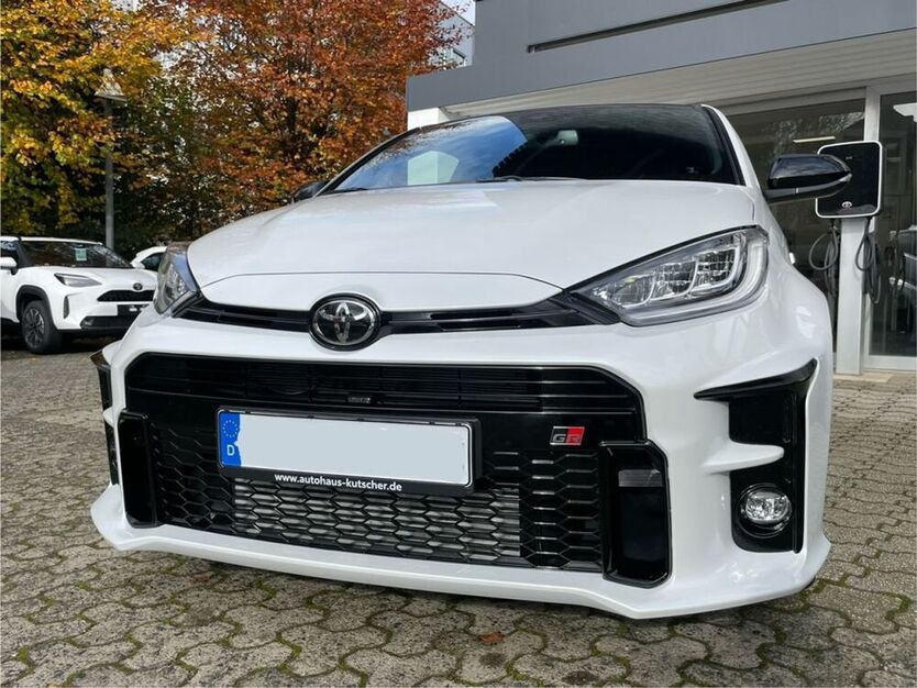 Yaris
