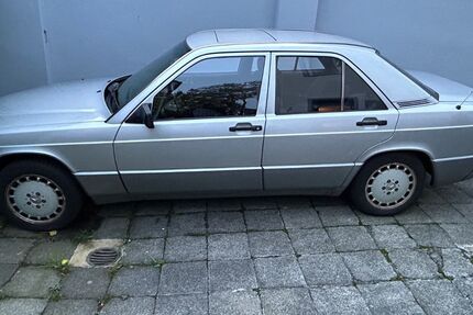Mercedes-Benz 190 262.380 km 6.900 € Köln 50931