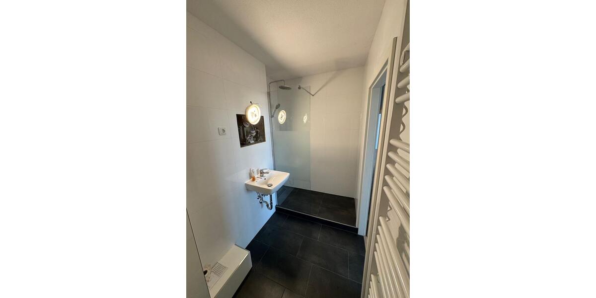 Etagenwohnung Dormagen Hackenbroich - 2 Zimmer, 64 m&sup2;, 760&euro; | Angebot:26265938