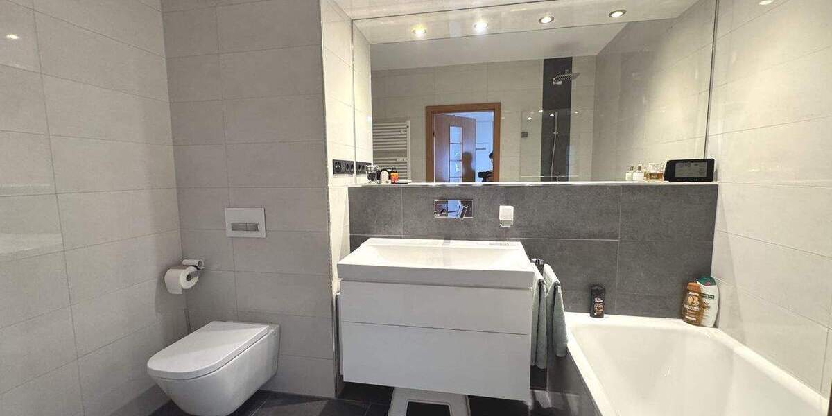 Etagenwohnung Leverkusen Lützenkirchen - 3 Zimmer, 75 m&sup2;, 189.000&euro; | Angebot:25390906